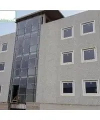 Guidonia: Vendita Laboratorio da 245mq con ascensore