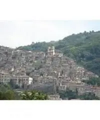 Macere: Vendita Capannone in Contrada Colle dei Fiori