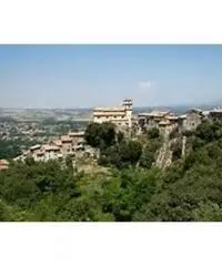 Macere: Vendita Capannone in Contrada Colle dei Fiori