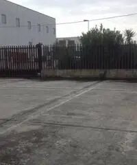 Monterotondo Scalo: Vendita Capannone da 800mq