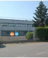 Monterotondo Scalo: Vendita Capannone in Ramarini 35