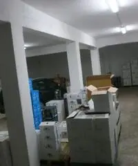 POMEZIA CENTRO LOCALE MAGAZZINO 150 MQ.