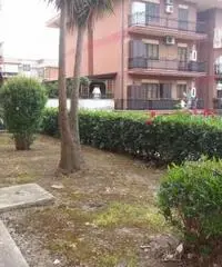 Santa Maria Delle Mole: Vendita Magazzino in Viale della Repubblica