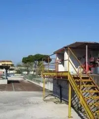 Santa Procula: Affitto Capannone in via pontina vecchia