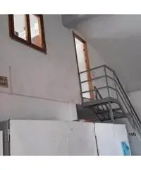 Valcanneto: Affitto Capannone in Via Fontanile della Regina