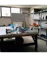 Valcanneto: Affitto Capannone in Via Fontanile della Regina