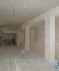 10 A062 Bagheria magazzino 450 mq