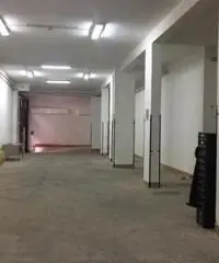 Affitto Magazzino in Via Giovanni Verga