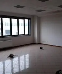 Affitto Capannone in Via Roma