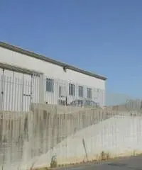 Vendita Capannone in via delle Industria 2