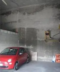 Vendita Magazzino in Via Fontana Maggiore