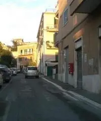 Vendita Magazzino in Via Beethoven, 2