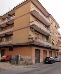 Vendita Magazzino in Via Mario Colacchi