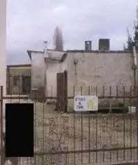 Vendita laboratorio mq. 240 - Zona Bibia