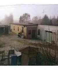 Vendita laboratorio mq. 240 - Zona Bibia