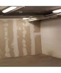 Vendita magazzino mq. 260 - Moncalieri