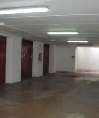 Box in Affitto a 150