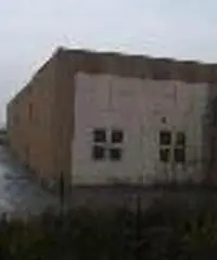 VICENZA CAPANNONE 6900 MQ