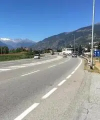 Vendita Capannone in Località Grand Chemin, 55