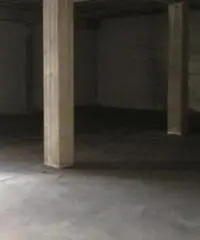 Vendita Magazzino in Via Monte Emilius, 26