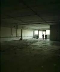 Affitto Capannone in zona industriale