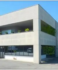 Rif: 915/16 - Capannone in Vendita a Binago