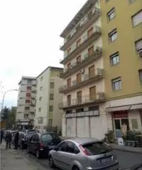 Centro città: Vendita Magazzino in Via Francesco Saverio Nitti