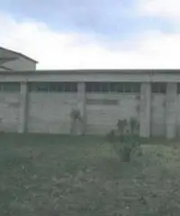 Vendita Laboratorio in Via Curi