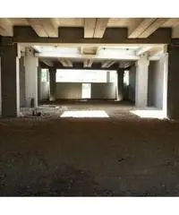 Scandicci ( zona Casellina ) capannone artigianale nuovo di 500 mq, con altezza 4,70 m, ufficio, due