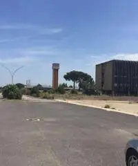 RifITI 003-40/comC - Magazzino in Vendita a Aprilia - Campodicarne di 344 mq