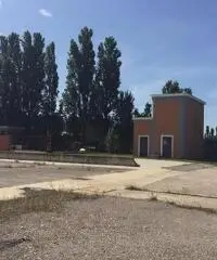 RifITI 003-40/comC - Magazzino in Vendita a Aprilia - Campodicarne di 344 mq