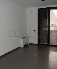 Affitto Capannone con ascensore