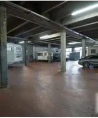 Affitto Capannone in centro commerciale strada coperta