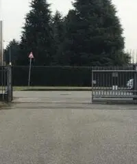 Affitto Capannone in Via Cristoforo Colombo