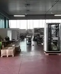 Affitto Capannone in Viale Italia