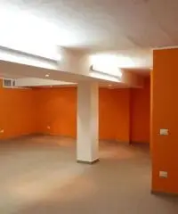 Deposito H2.40 - ristrutturato - uscita tangenziale