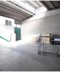 Lucernate: Affitto Capannone in Via Italo Calvino