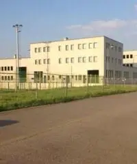 Lucernate: Affitto Capannone in Via Italo Calvino