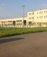 Lucernate: Affitto Capannone in Via Italo Calvino