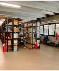 Vendita Capannone da 9000mq con ascensore