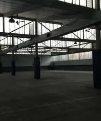 Vendita Capannone in via da vinci 1