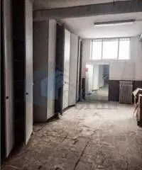 Vendita Laboratorio in Via Cilea