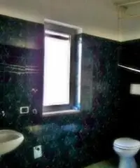 Vendita laboratorio mq. 250 - Baranzate