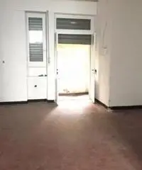 Vendita Magazzino in Via Domenico Cimarosa