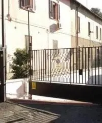 Vendita Magazzino in Via Canazza