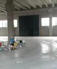 Affitto Capannone da 1200mq con ascensore