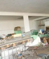 RifITI 013-AA26106 - Capannone Industriale in Affitto a Giugliano in Campania - Lago Patria di 500 m