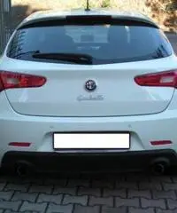 ALFA ROMEO Giulietta 2.0 JTDm-2 170 CV TCT DISTINCTIVE NAVI+PDC+DNA+USB rif. 7190694