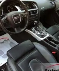 AUDI A5 3.0 TDI AMBITION QUATTRO S-TRONIC 240 CV Cambio automatico + Pad al volante + Navigatore + P