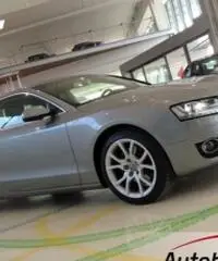 AUDI A5 3.0 TDI AMBITION QUATTRO S-TRONIC 240 CV Cambio automatico + Pad al volante + Navigatore + P